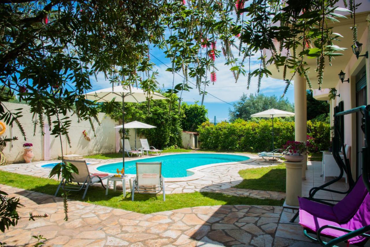 Villa Zaira CChalikounas Buitenkant foto